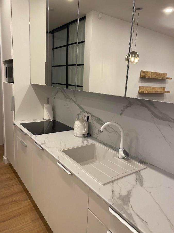Modern Rustic In Center-Prime Rentals Kaunas Exterior foto